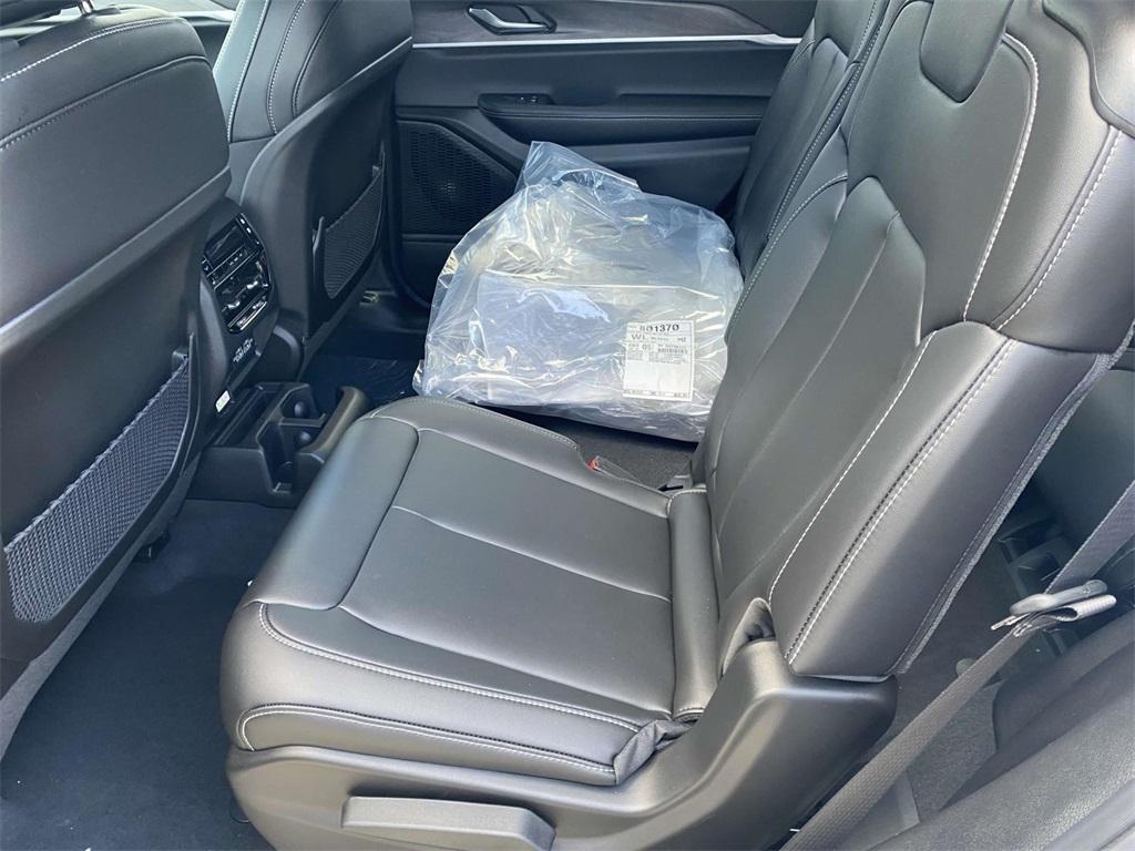 new 2025 Jeep Grand Cherokee L car, priced at $44,495