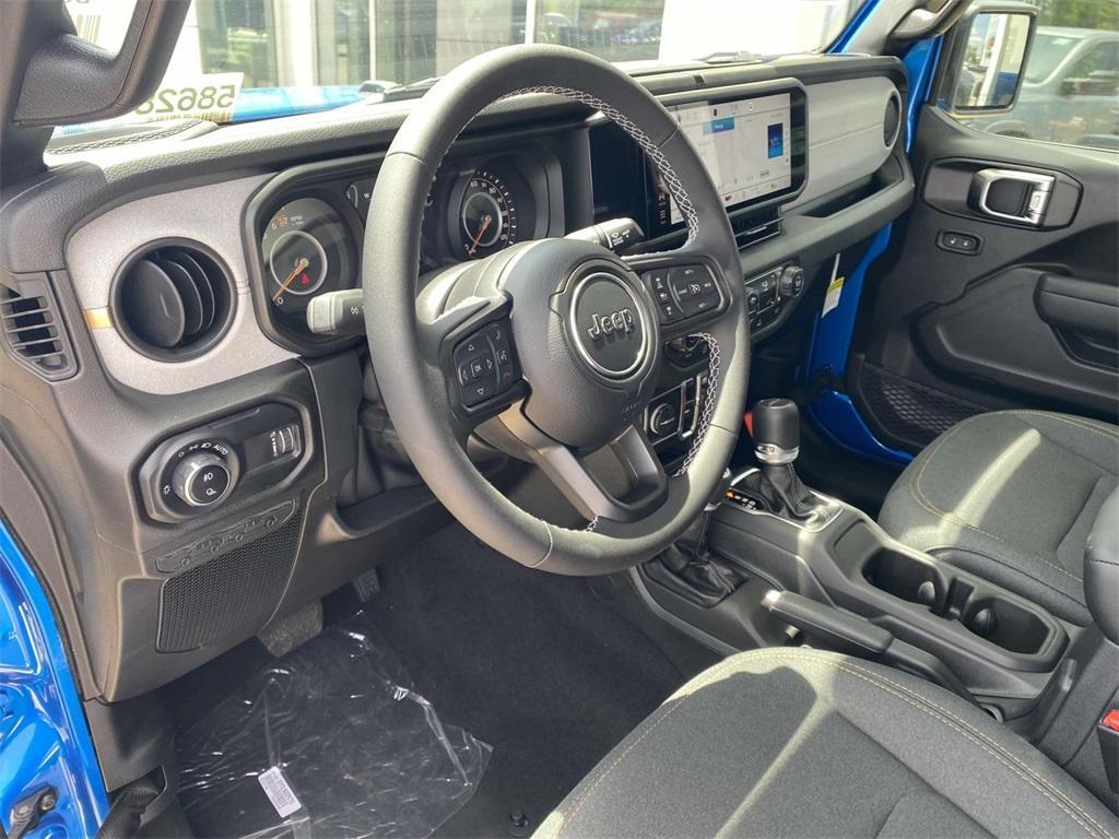 new 2025 Jeep Gladiator car, priced at $49,555