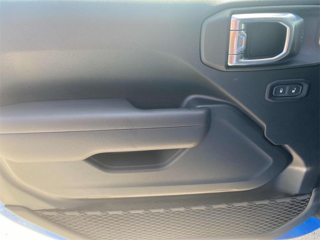 new 2025 Jeep Gladiator car, priced at $44,995