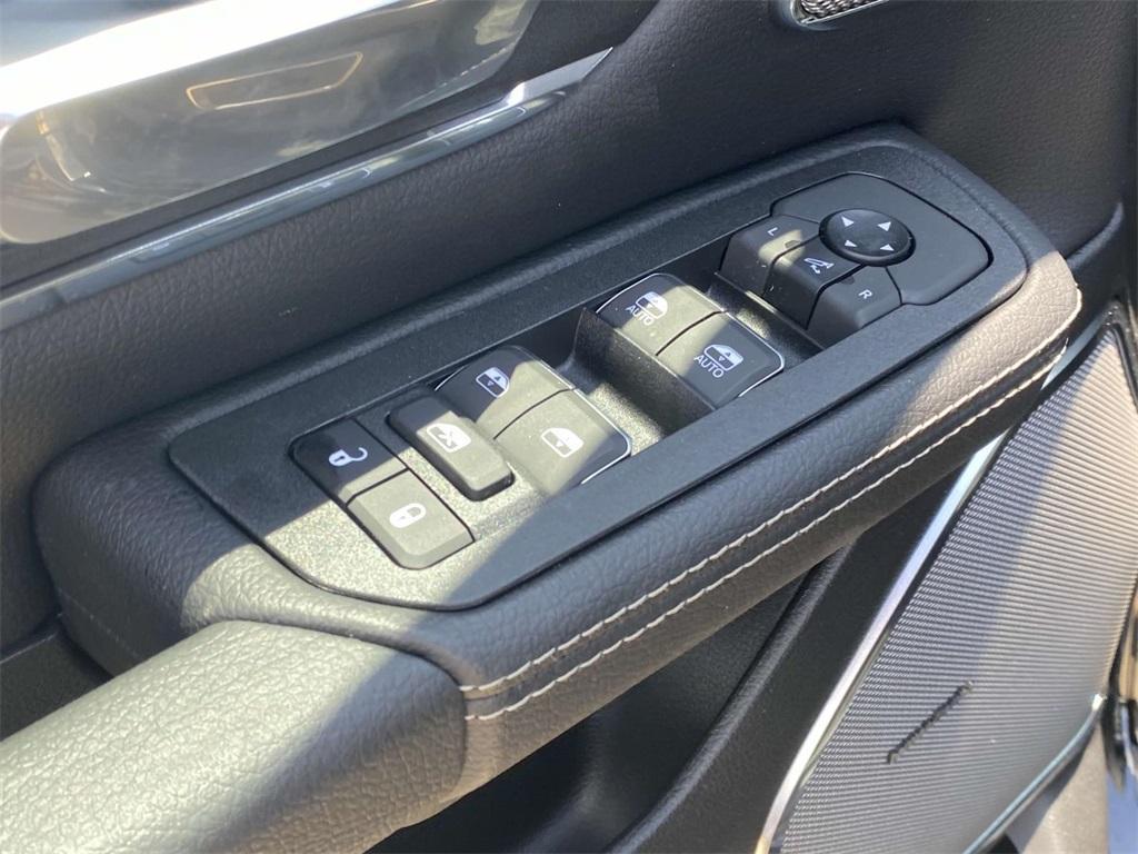 new 2025 Ram 1500 car, priced at $55,995
