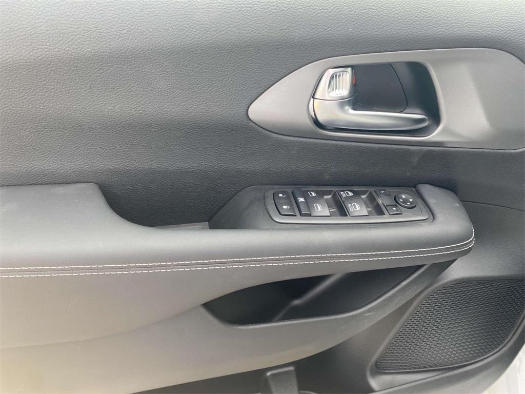 new 2025 Chrysler Voyager car, priced at $35,313