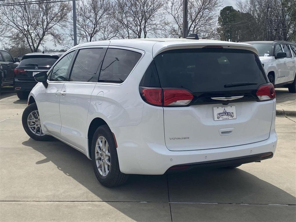 new 2025 Chrysler Voyager car, priced at $35,313
