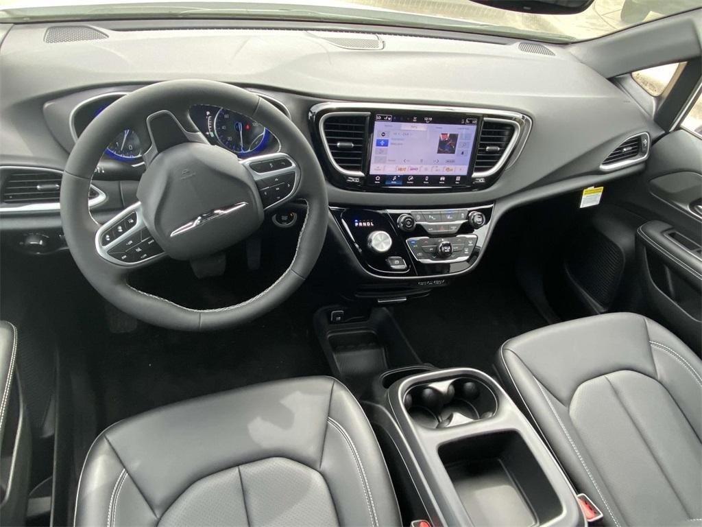 new 2025 Chrysler Voyager car, priced at $35,313