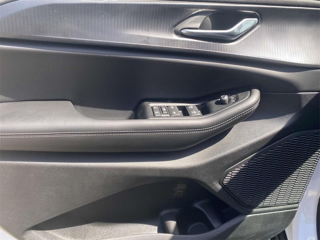 new 2025 Jeep Grand Cherokee car, priced at $33,995
