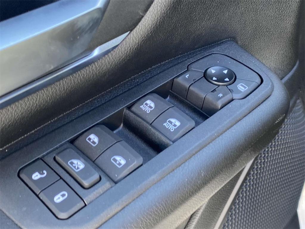 new 2025 Ram 1500 car, priced at $51,995