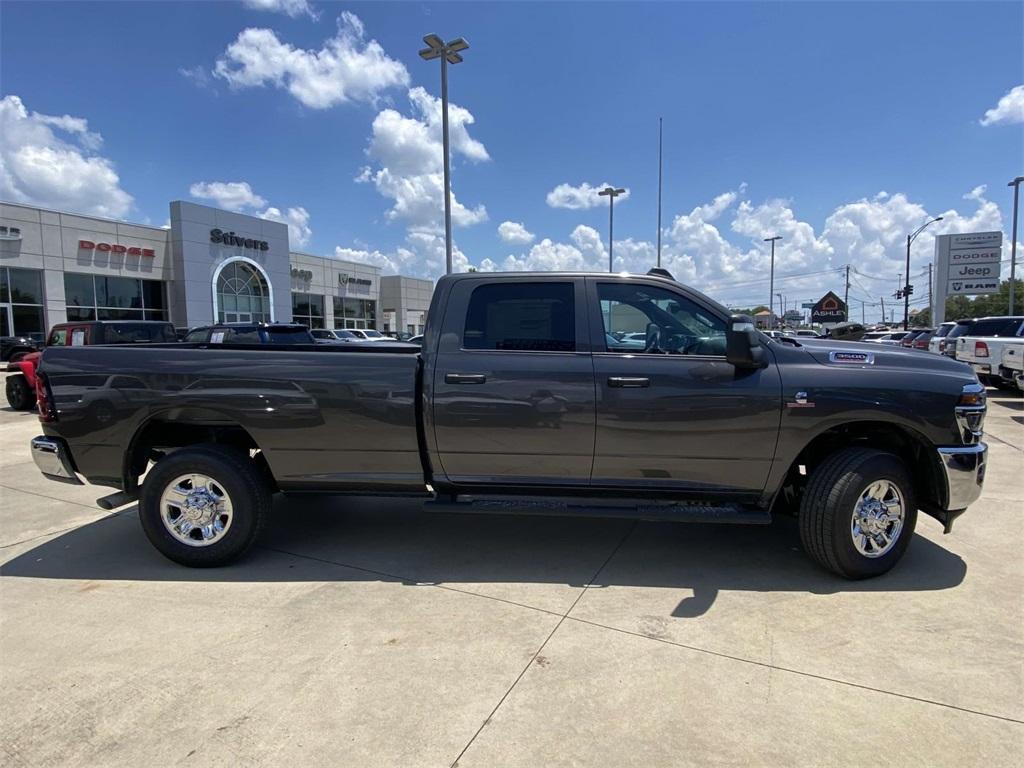 new 2025 Ram 3500 car, priced at $62,495