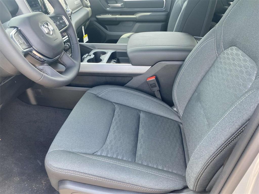 new 2025 Ram 1500 car, priced at $47,295