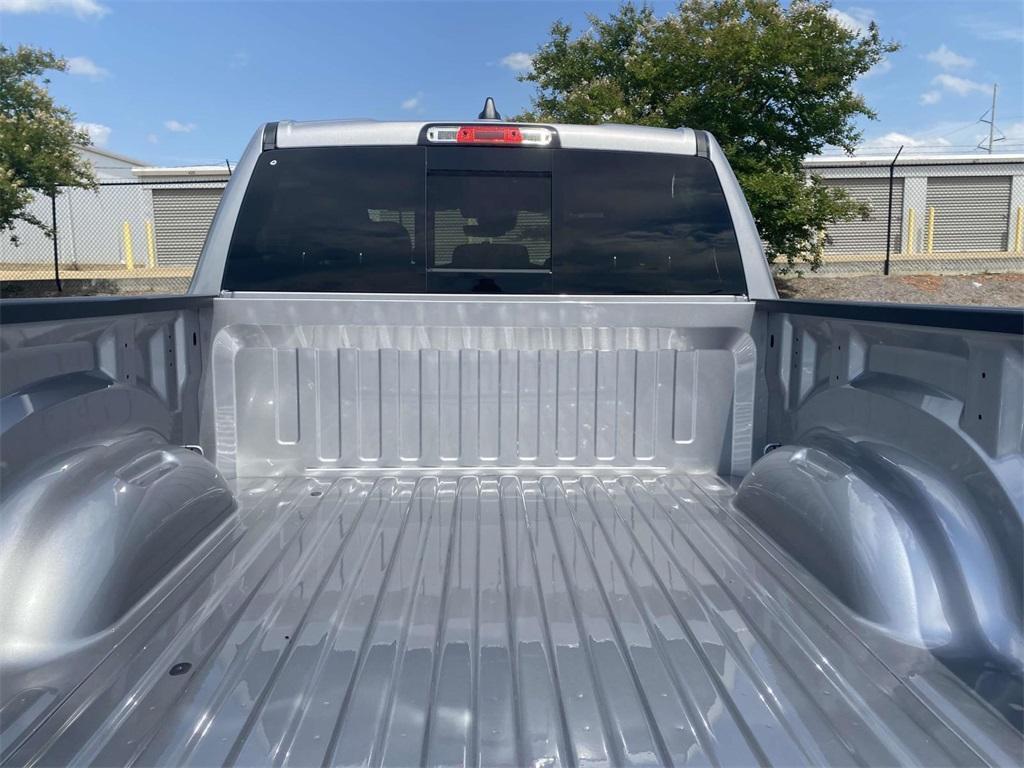 new 2025 Ram 1500 car, priced at $47,295