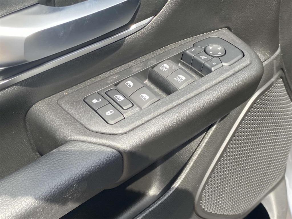 new 2025 Ram 1500 car, priced at $47,295