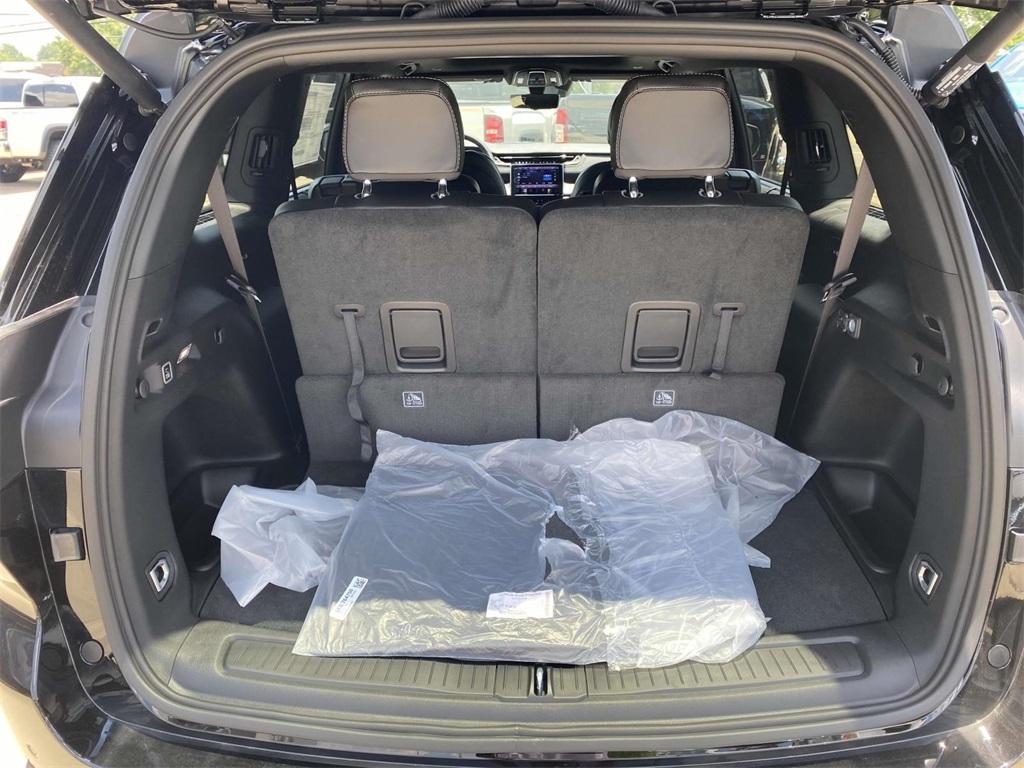 new 2025 Jeep Grand Cherokee L car, priced at $48,295