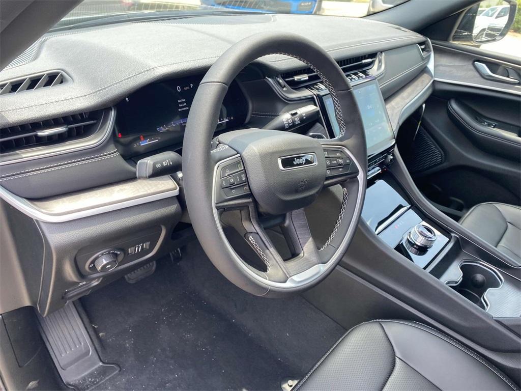 new 2025 Jeep Grand Cherokee L car, priced at $48,295