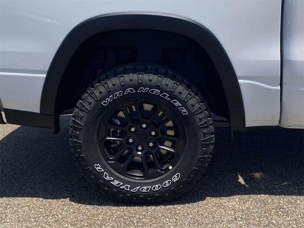 new 2025 Ram 1500 car, priced at $58,995