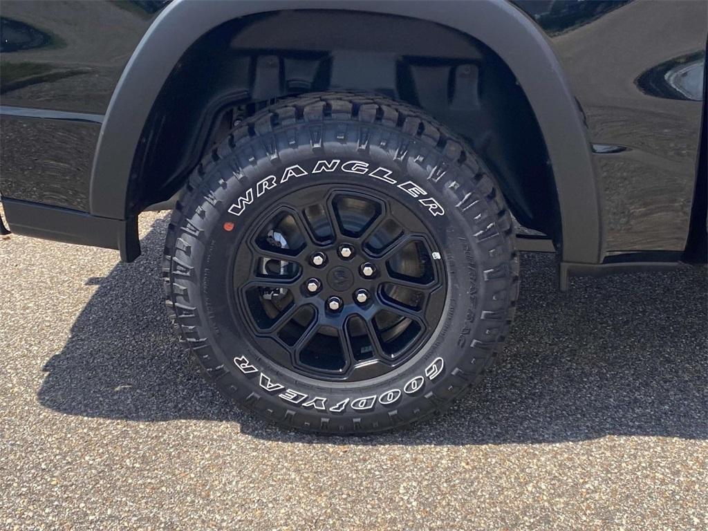 new 2025 Ram 1500 car, priced at $51,995