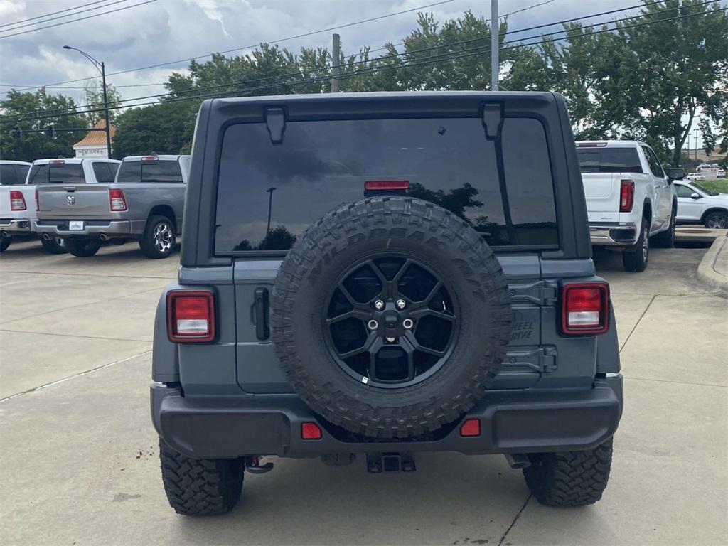 new 2025 Jeep Wrangler car, priced at $51,085