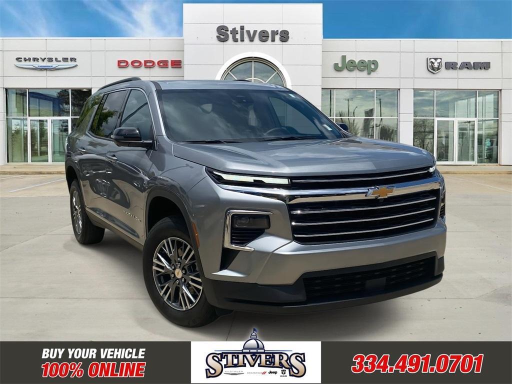 used 2024 Chevrolet Traverse car, priced at $37,995