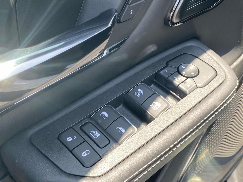 new 2025 Ram 1500 car, priced at $73,995