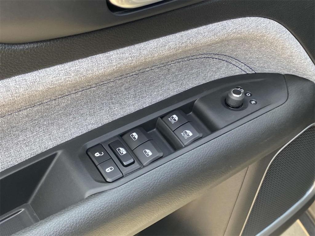 new 2025 Jeep Compass car, priced at $25,495