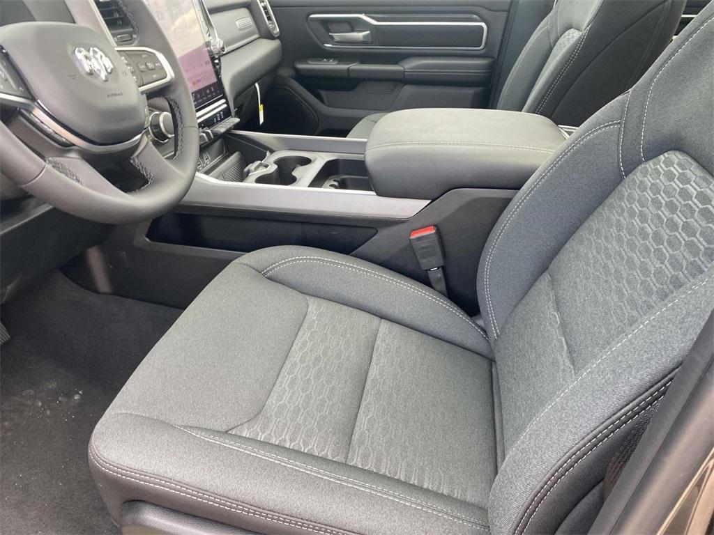 new 2025 Ram 1500 car, priced at $47,995