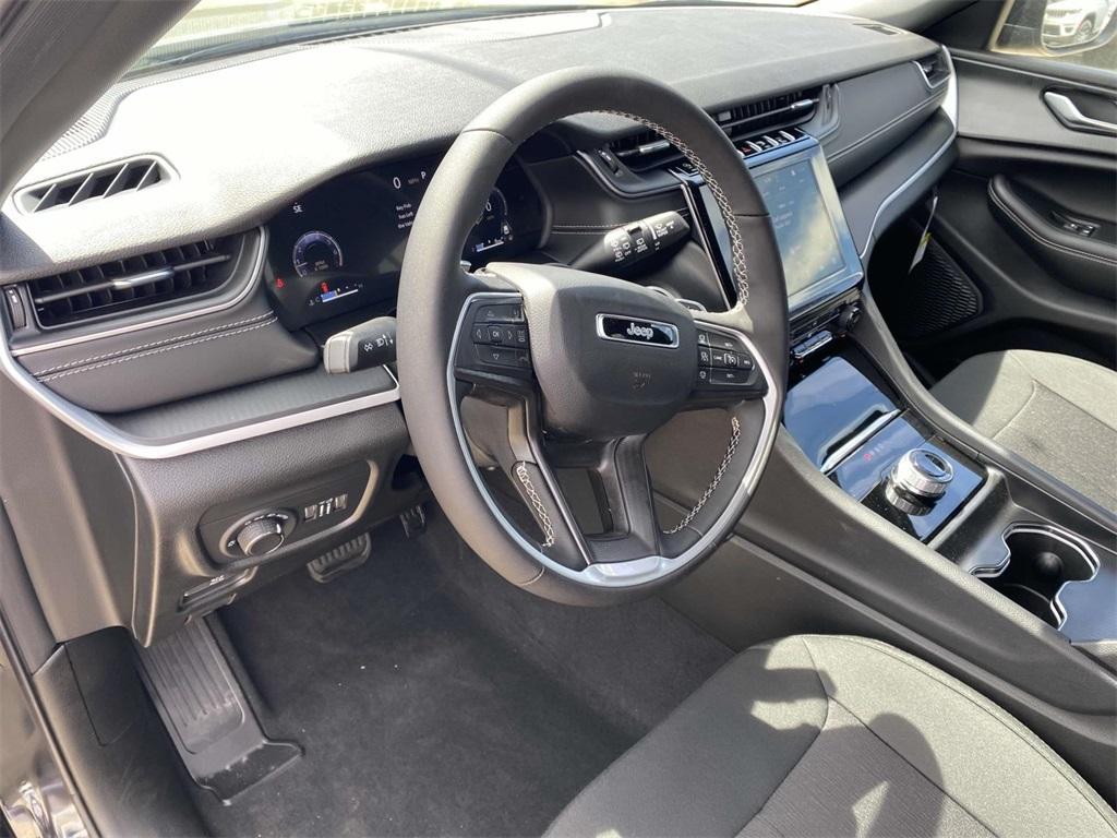 new 2025 Jeep Grand Cherokee L car, priced at $34,995