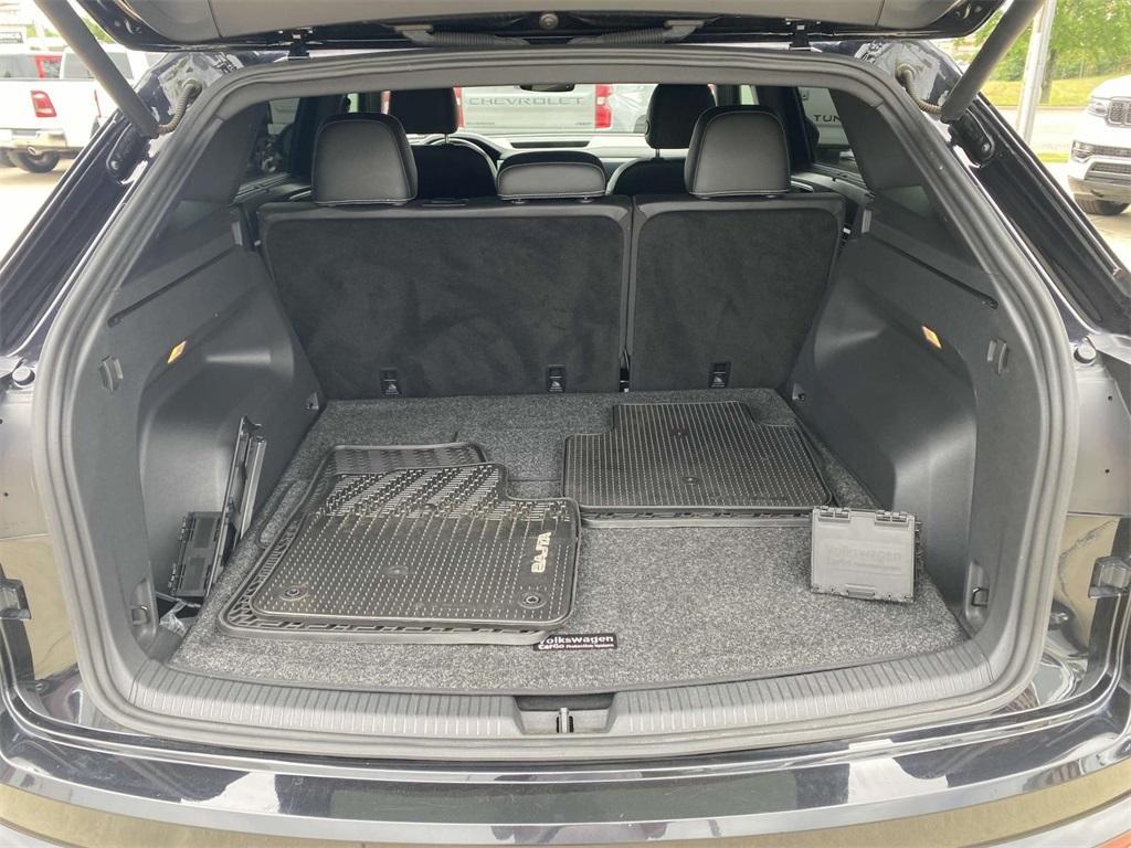 used 2021 Volkswagen Atlas Cross Sport car, priced at $26,995