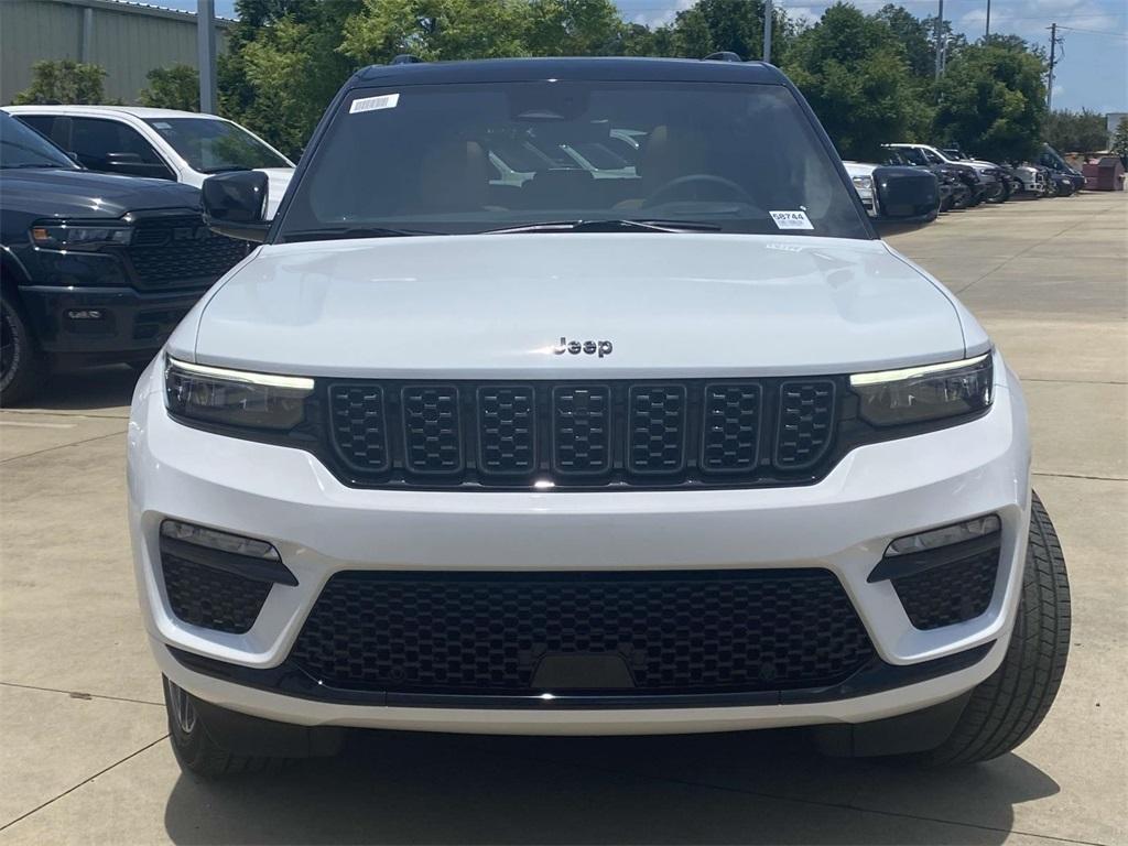 new 2025 Jeep Grand Cherokee car, priced at $65,995