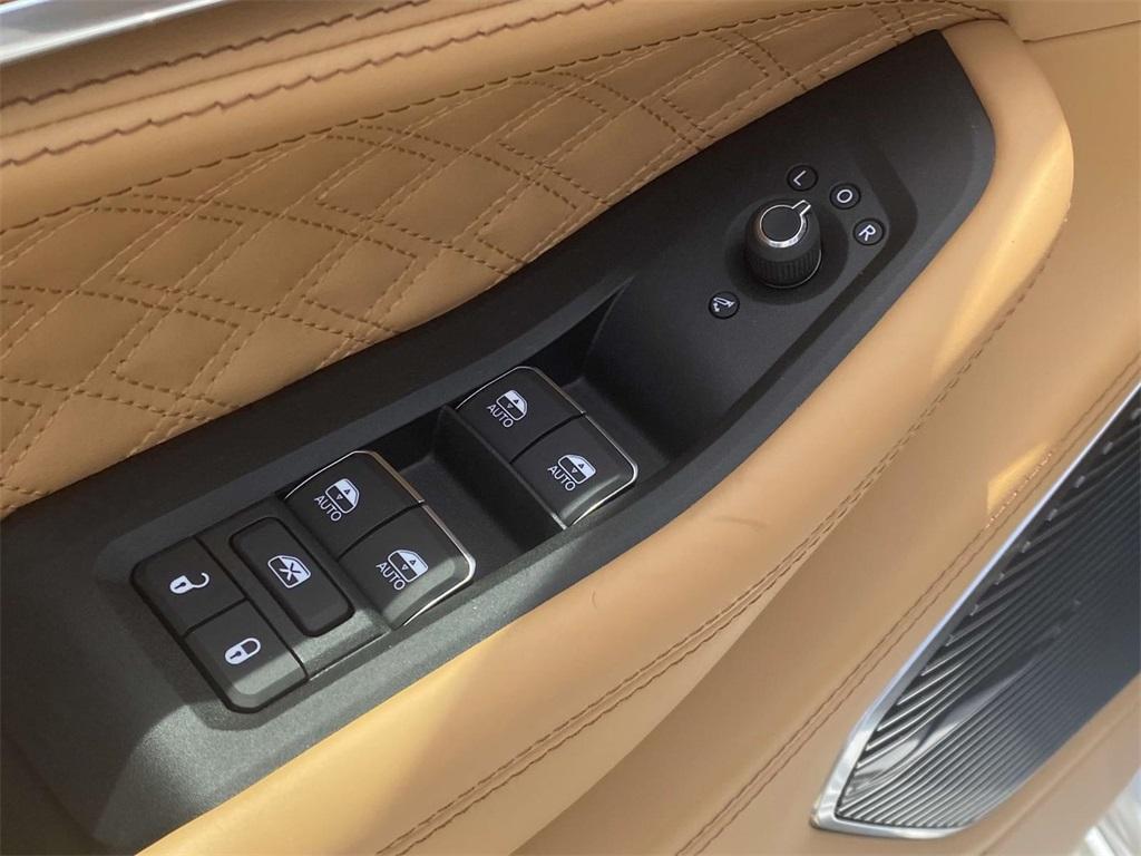 new 2025 Jeep Grand Cherokee car, priced at $65,995
