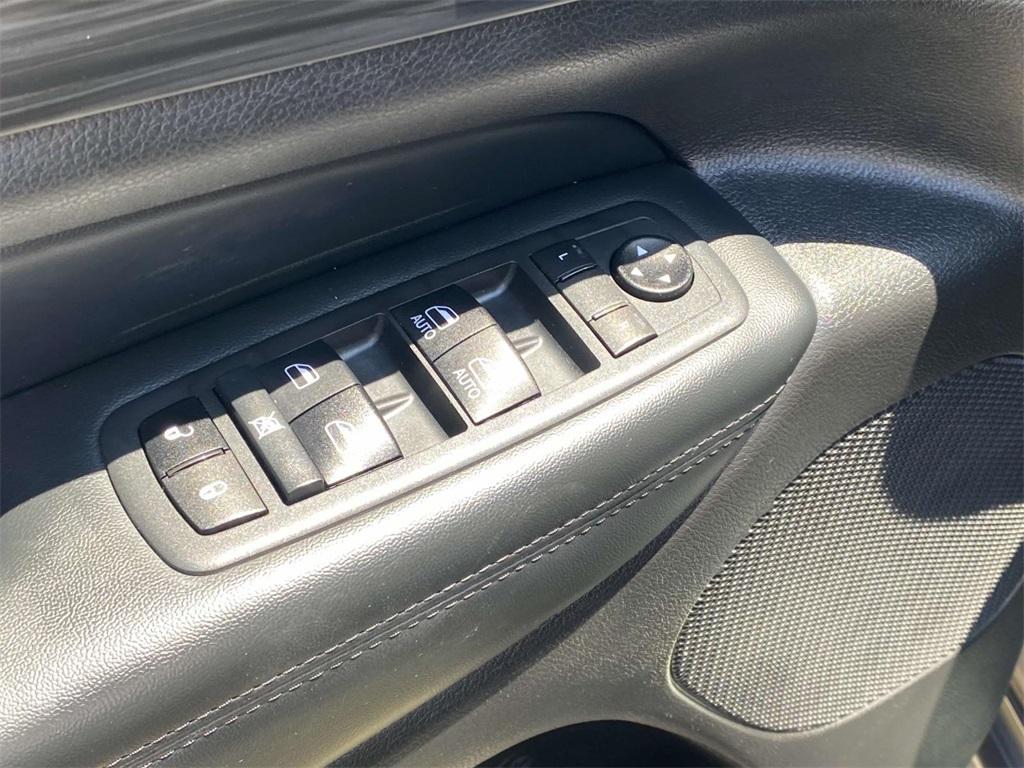 used 2021 Jeep Grand Cherokee car, priced at $23,495