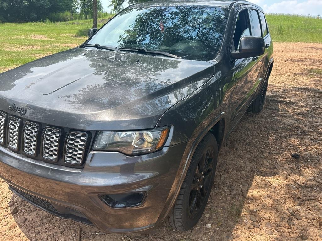 used 2021 Jeep Grand Cherokee car, priced at $23,495