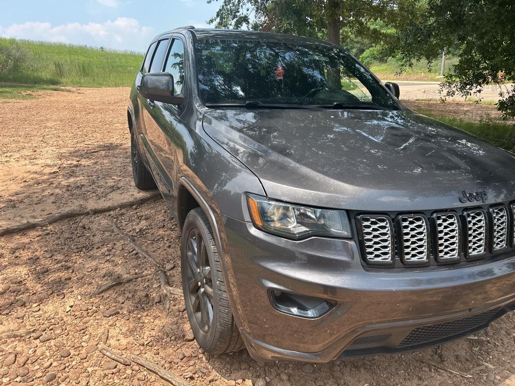 used 2021 Jeep Grand Cherokee car, priced at $23,495