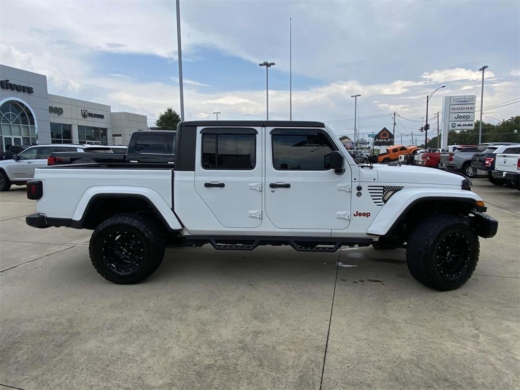 used 2022 Jeep Gladiator car, priced at $32,295