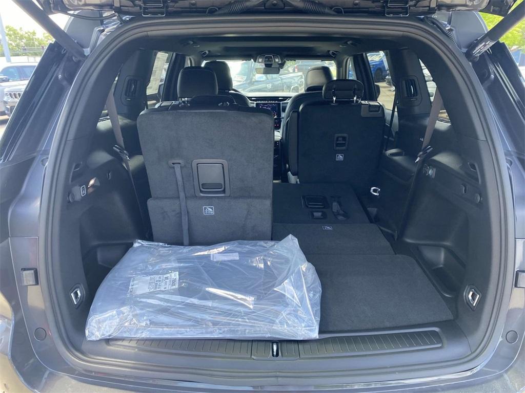 new 2025 Jeep Grand Cherokee L car, priced at $46,125