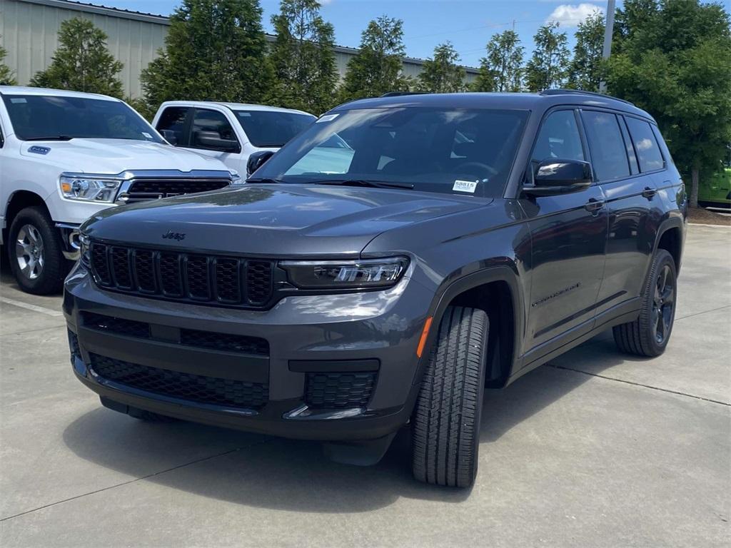 new 2025 Jeep Grand Cherokee L car, priced at $46,125