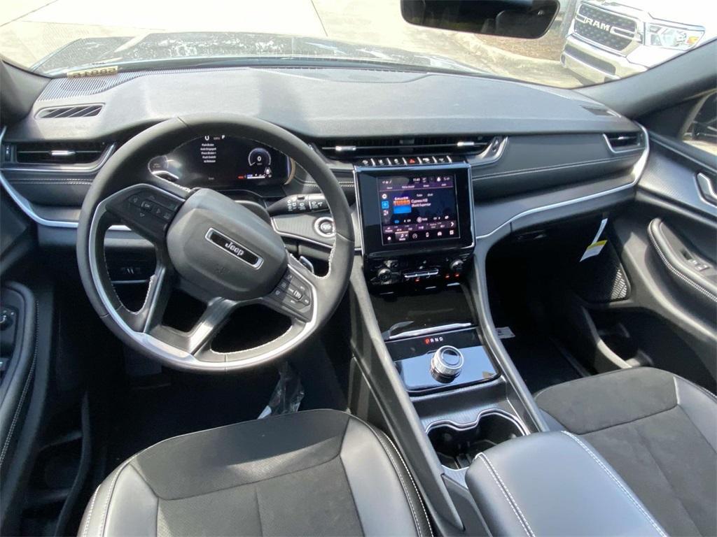 new 2025 Jeep Grand Cherokee L car, priced at $46,125