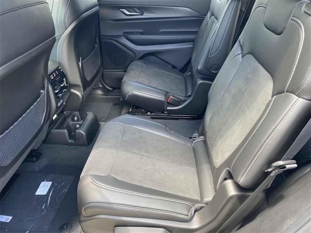 new 2025 Jeep Grand Cherokee L car, priced at $46,125