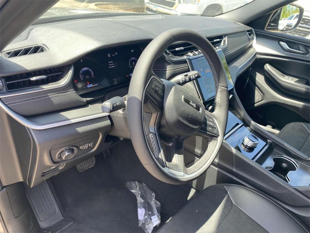 new 2025 Jeep Grand Cherokee L car, priced at $46,125