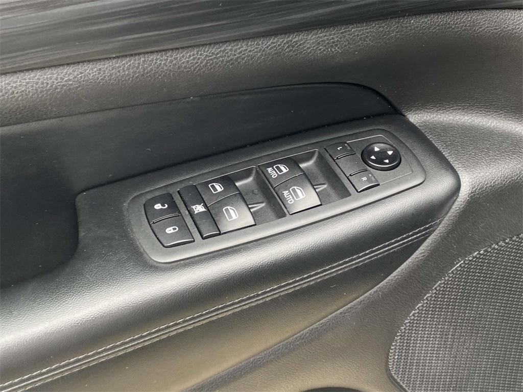 used 2020 Jeep Grand Cherokee car, priced at $22,295