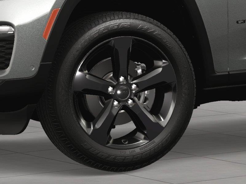 new 2025 Jeep Grand Cherokee car, priced at $47,655