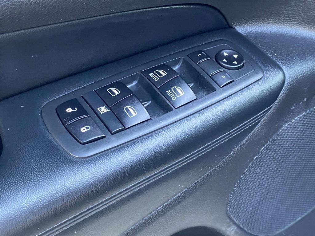 used 2020 Jeep Grand Cherokee car, priced at $19,995