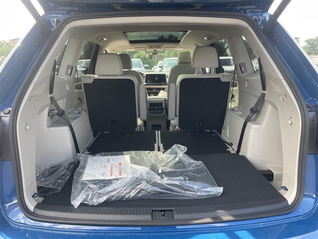 new 2025 Volkswagen Atlas car, priced at $46,246