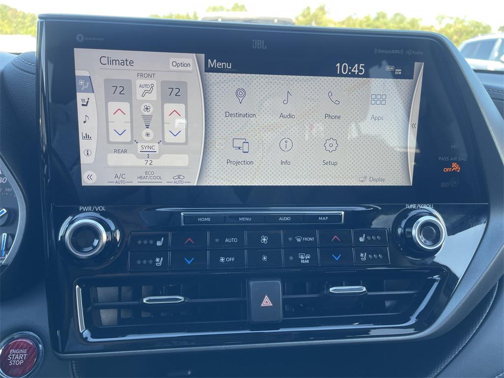 used 2022 Toyota Highlander Hybrid car, priced at $42,000