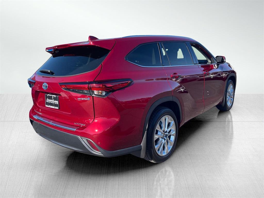 used 2022 Toyota Highlander Hybrid car, priced at $42,000