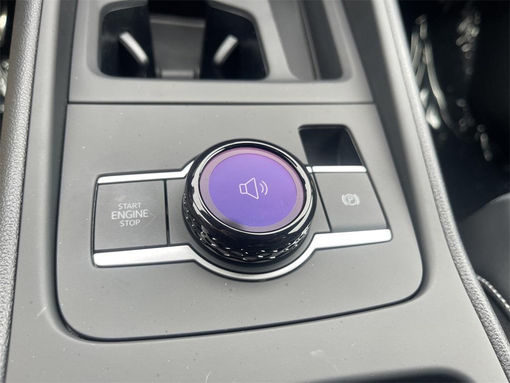 new 2025 Volkswagen Tiguan car, priced at $36,187