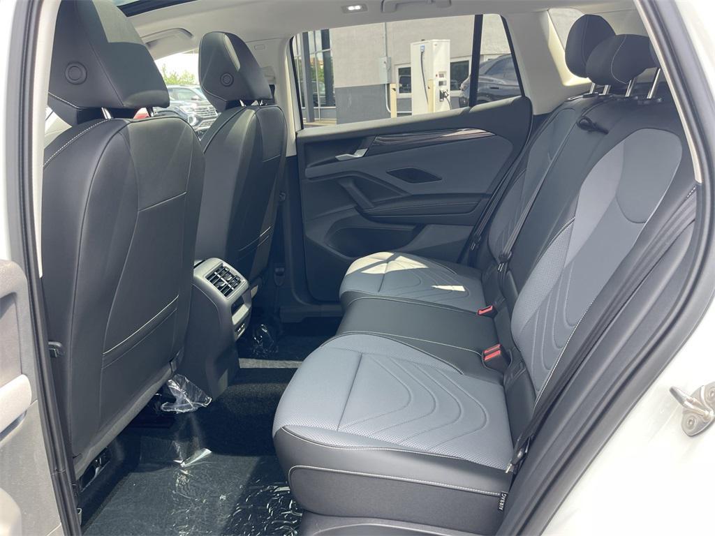new 2025 Volkswagen Tiguan car, priced at $34,709