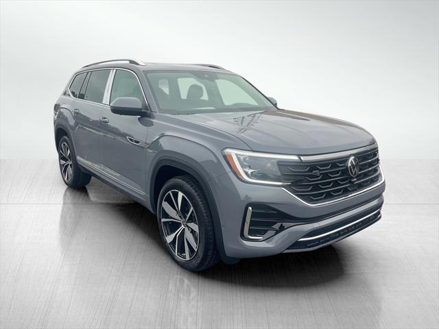 new 2025 Volkswagen Atlas car, priced at $53,348