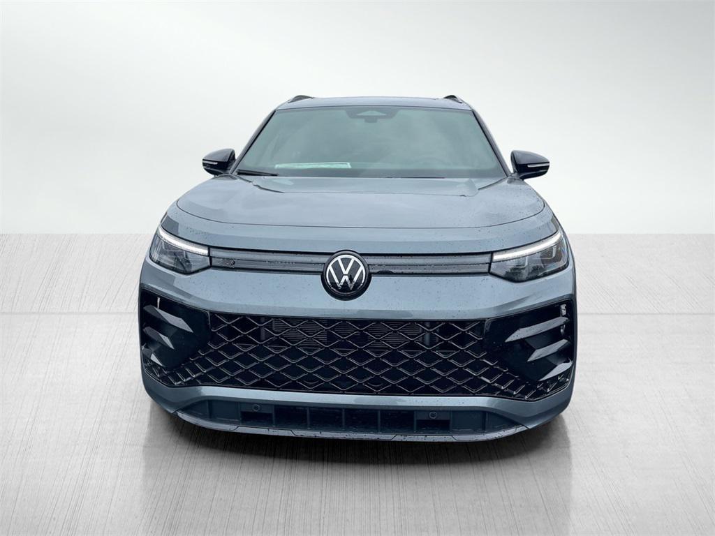 new 2025 Volkswagen Tiguan car, priced at $37,973