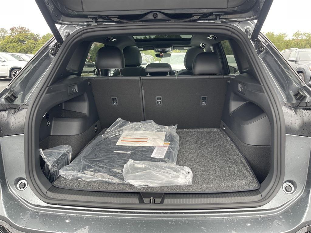 new 2025 Volkswagen Tiguan car, priced at $37,973