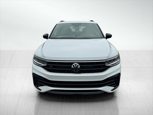 new 2024 Volkswagen Tiguan car, priced at $34,178