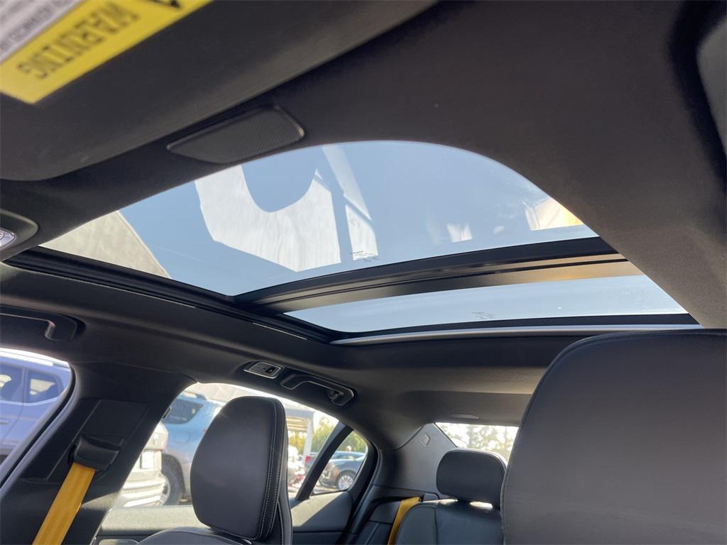 used 2021 Volvo S60 Recharge Plug-In Hybrid car, priced at $39,990