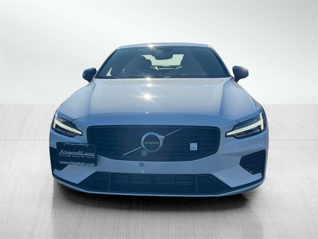 used 2021 Volvo S60 Recharge Plug-In Hybrid car, priced at $39,990