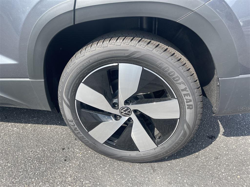 new 2025 Volkswagen Taos car, priced at $30,719